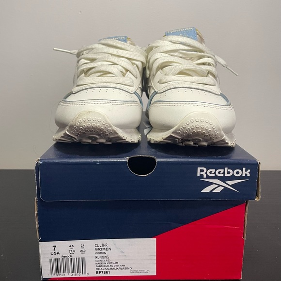Reebok Women's Classic Leather Chalk/Washed Indigo Sneakers Size 7W - Picture 5 of 5